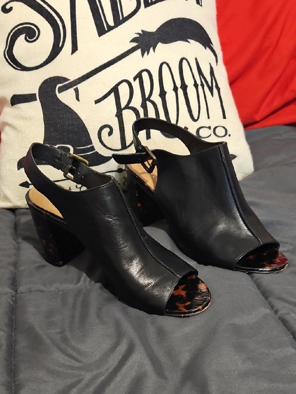 Donald J Pliner Black Leather Open-Toe Slingback Block Heel Sandals